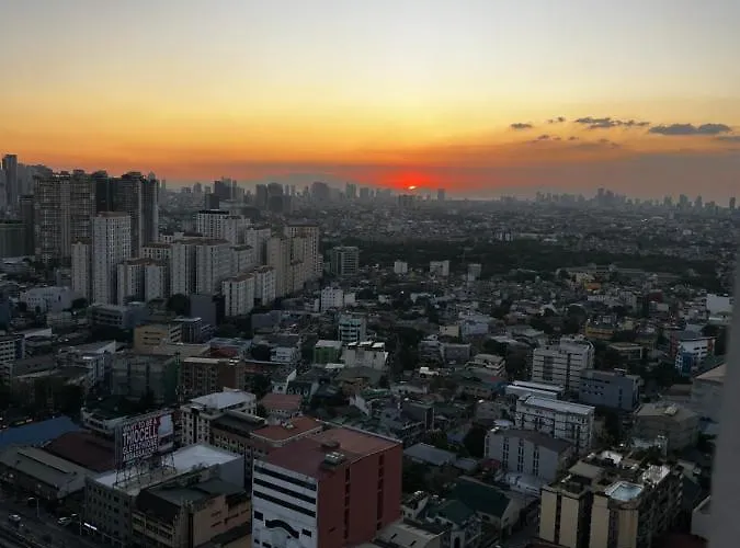 Apartment Amazing Views Across Shangrila Mall And Near Megamall Greenfield District