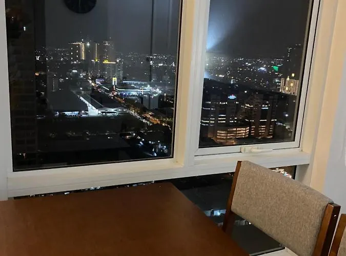 Amazing Views Across Shangrila Mall And Near Megamall Greenfield District * Manila