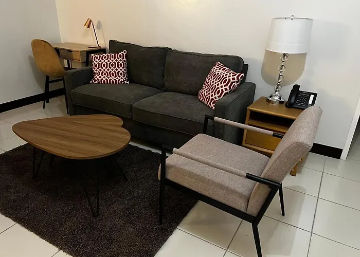 Amazing Views Across Shangrila Mall And Near Megamall Greenfield District * Manila